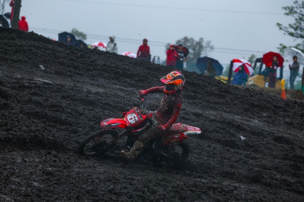 LMX  ＃6  濵村 いぶき