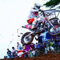 LMX ＃1 川井 麻央のサムネイル